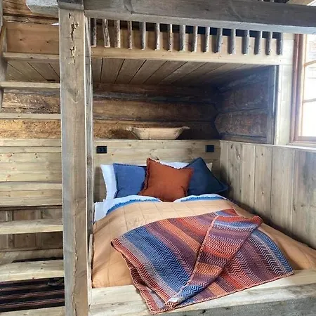 Sauefjoset - Idyllisk Gardstun Fra 1800-tallet Holiday home