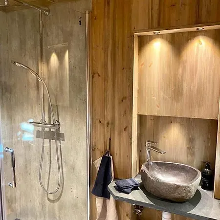 Sauefjoset - Idyllisk Gardstun Fra 1800-tallet Casa de Férias *