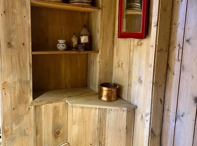 Prázdninový dům Sauefjoset - Idyllisk Gardstun Fra 1800-tallet *