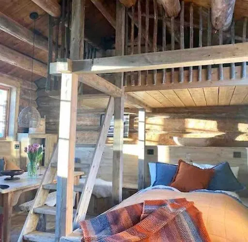Prázdninový dům Sauefjoset - Idyllisk Gardstun Fra 1800-tallet Skjåk